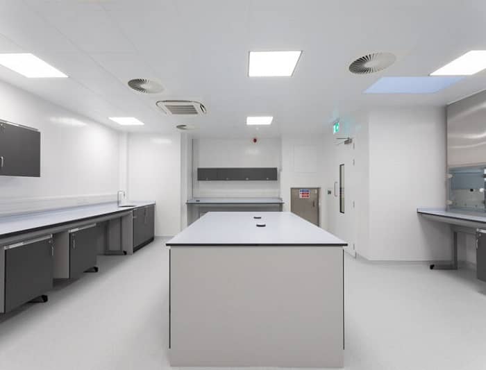 如何區(qū)分制藥潔凈室和電子潔凈室之間的不同