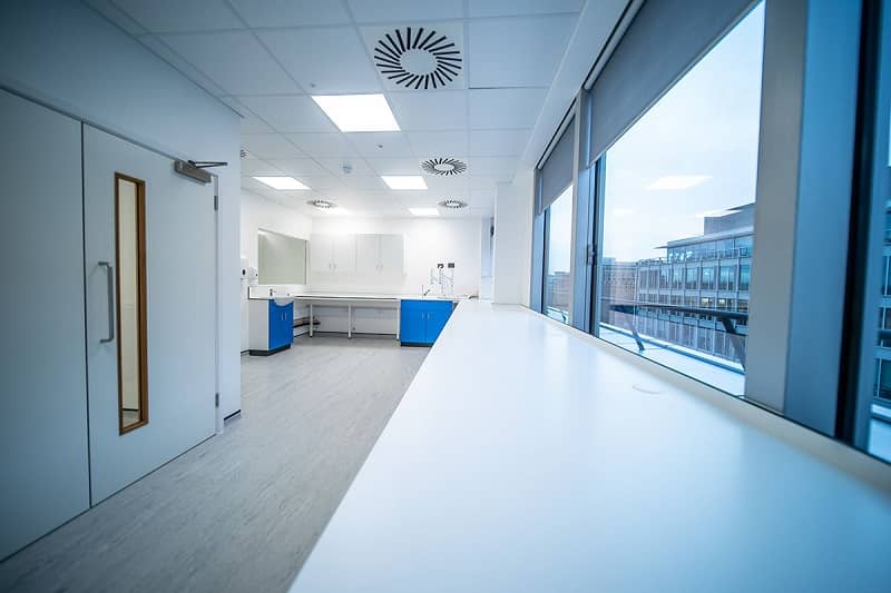 ?如何打造專(zhuān)業(yè)實(shí)驗(yàn)室？這些實(shí)驗(yàn)室裝修細(xì)節(jié)至關(guān)重要！