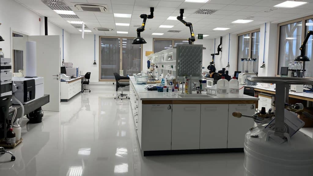 微生物實(shí)驗(yàn)室的空間布局有哪些常見的錯(cuò)誤？