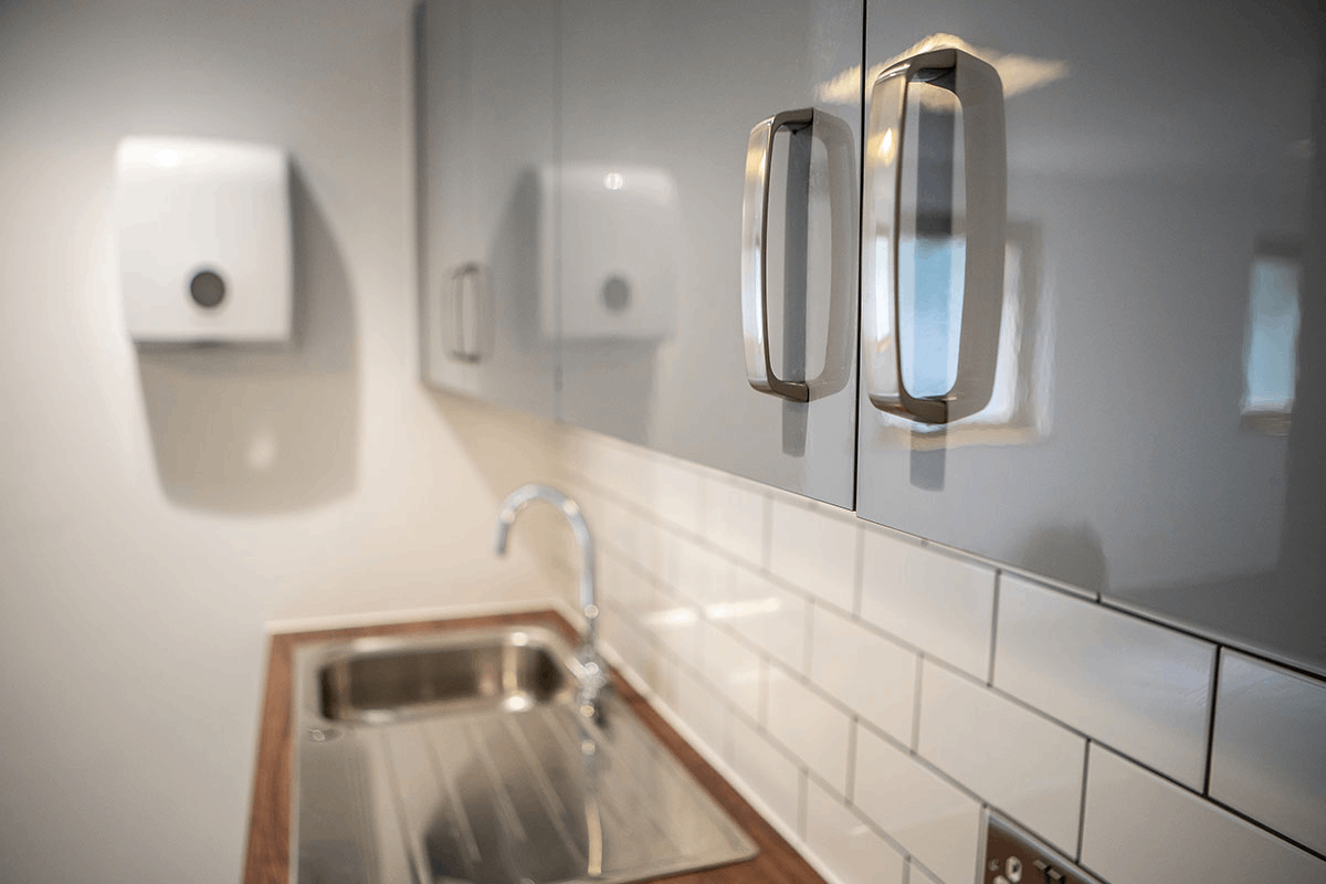 醫(yī)院檢驗(yàn)科實(shí)驗(yàn)室裝修造價(jià)大概是多少?