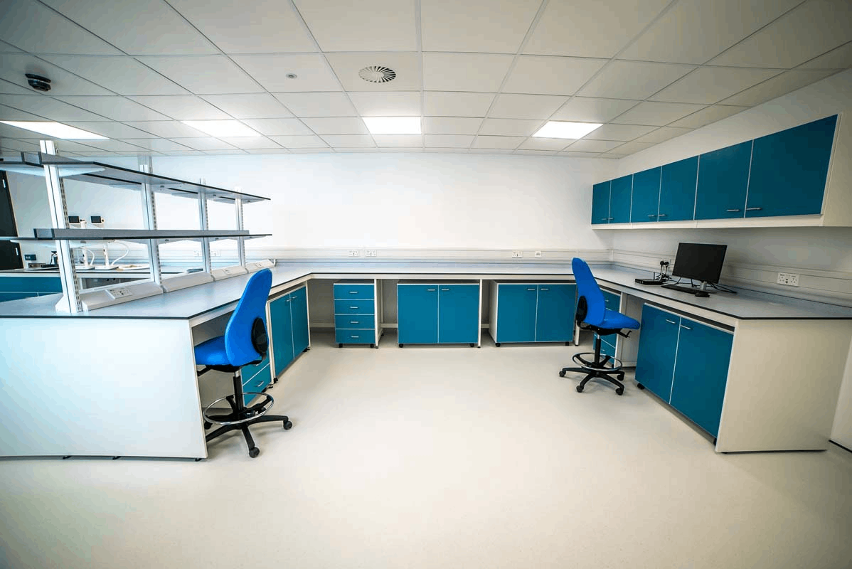 高校食品實(shí)驗(yàn)室設(shè)計(jì)施工的關(guān)鍵階段，從規(guī)劃、設(shè)計(jì)到施工